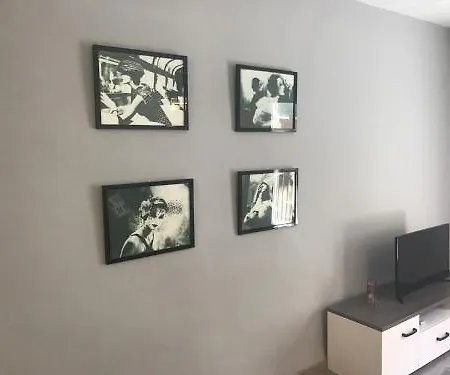 Sm Station Apartment *